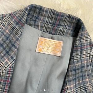 Light blue and purple plaid Pendleton wool blazer. 100% Pure virgin wool!